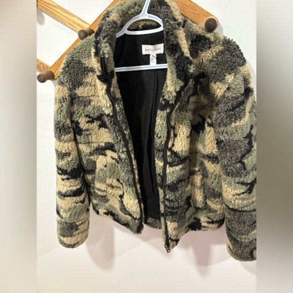 Bella Dahl Puffy Teddy Jacket - Camo - Picture 6 of 11